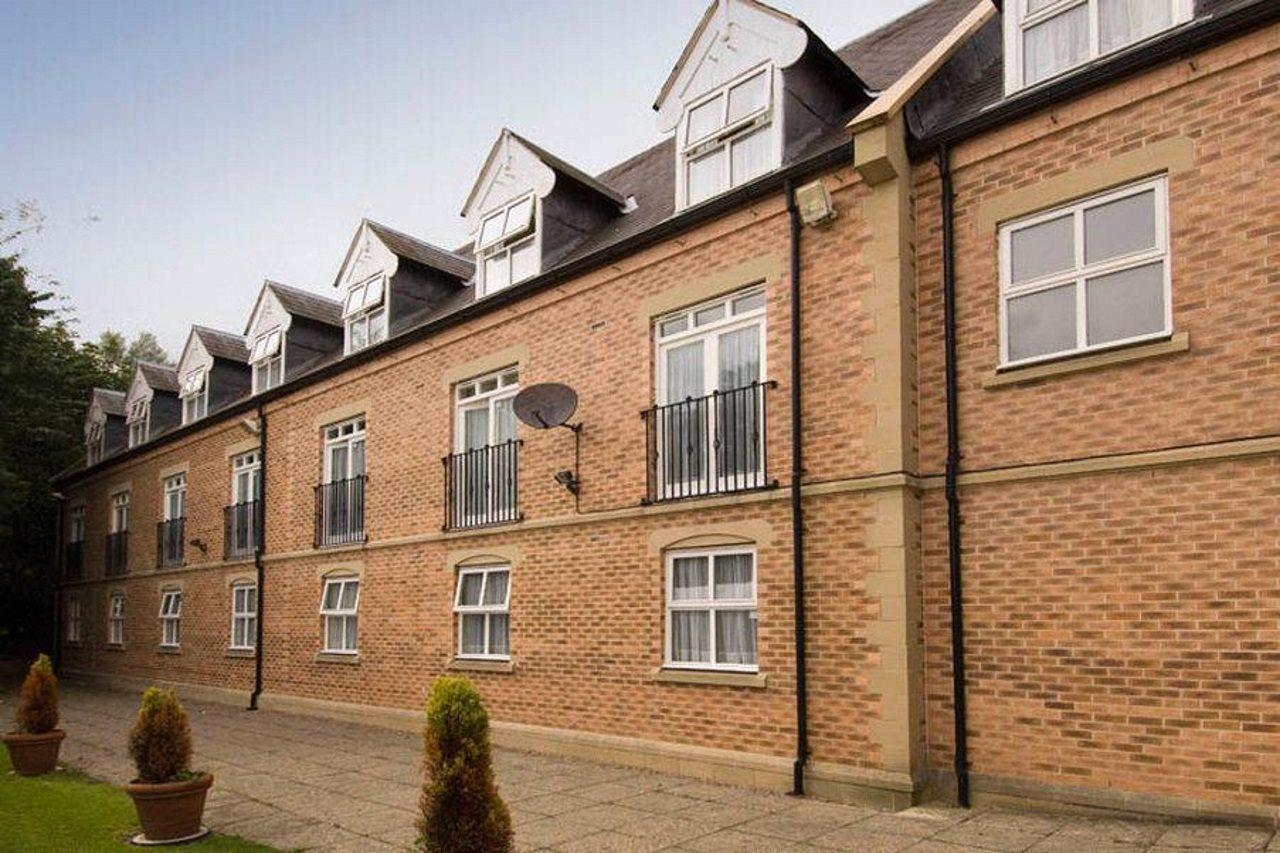 Holmfield Arms Hotel Wakefield Exterior photo
